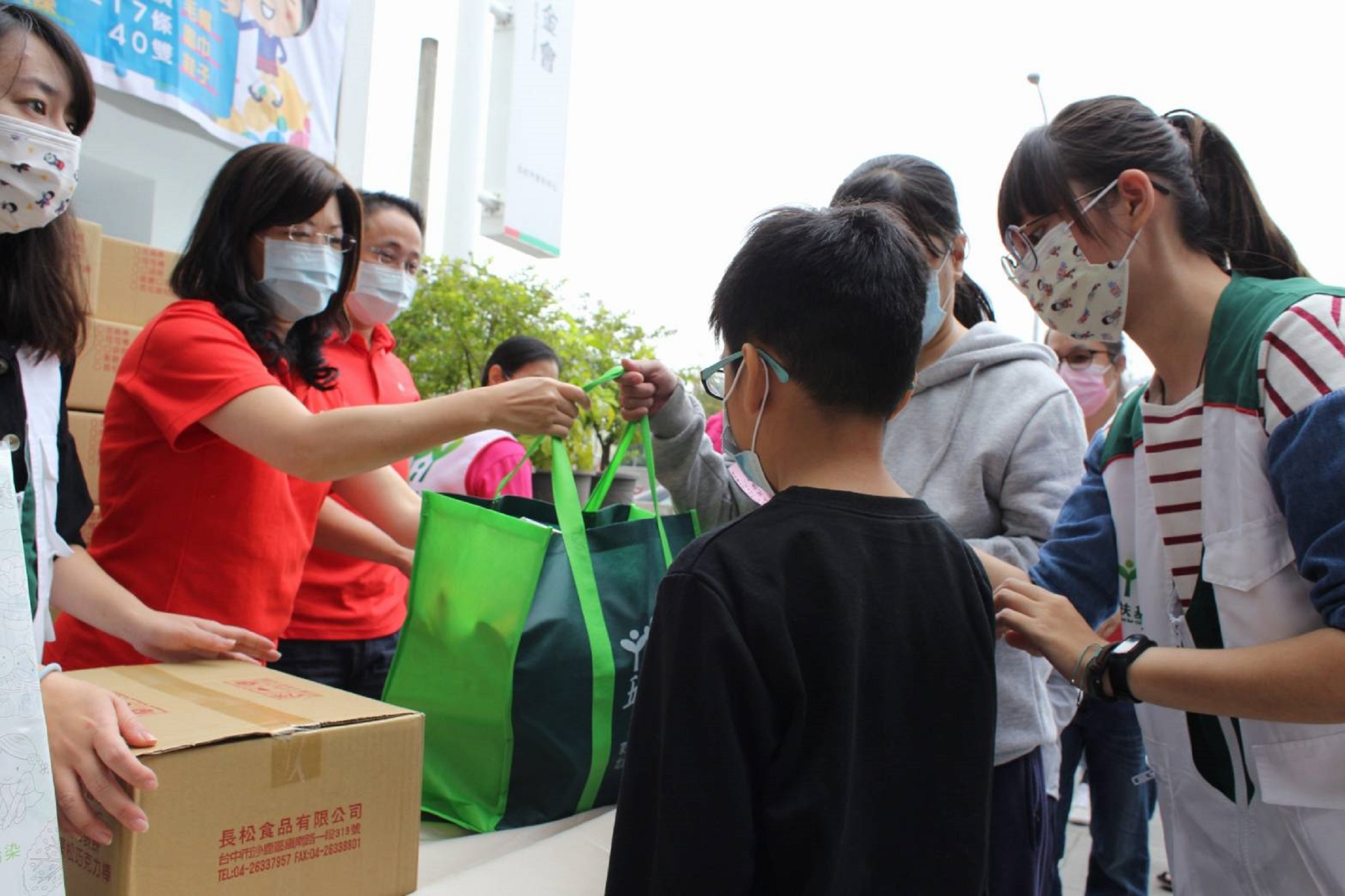 開元食品歲末響應家扶基金會 寒冬中為弱勢家庭送上千份暖心祝福