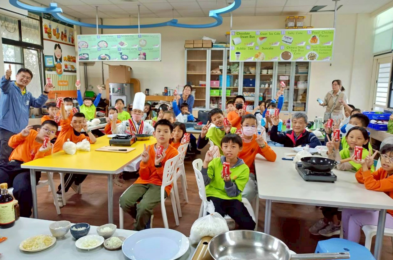 開元食品參與「USR 小星廚公益食農教育」行動
